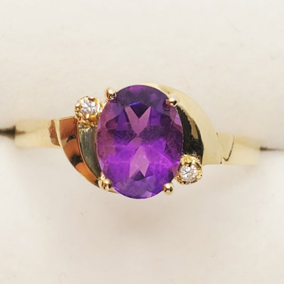 10k Yellow Gold February Birthstone Amethyst Ring - Genuine Gemstone Solitaire Ring (Size 8) - View #5