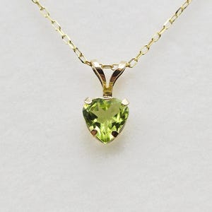 10K Gold Heart Peridot Pendant Necklace: August Birthstone