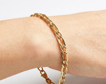 18K Yellow Gold Elongated Link Bracelet: Fine Jewelry Gift