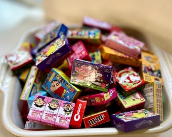 Random 5 pc Mini Asian Snack Box Set - Japanese & Chinese Style - Kawaii Miniature, Keychain Supply, Dollhouse Decor - Non-Repeat Designs!