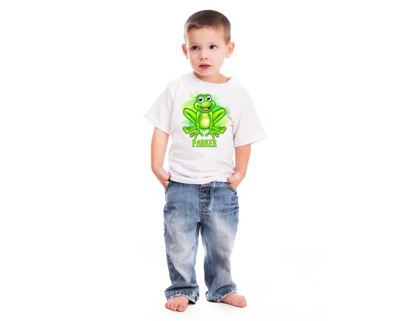 Personligt grodnamn, anpassat grodnamn, grodfödelsedagsfest, hoppande groda-t-shirt, digital bild av grodpojke, fluorescerande grön groda PNG bild 3