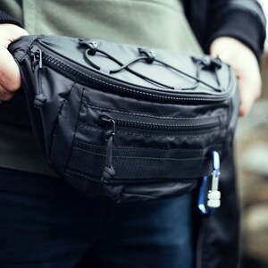 Invisible 2025 fanny pack