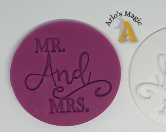 Mr & Mrs Design 2 Wedding Embossing Stamp