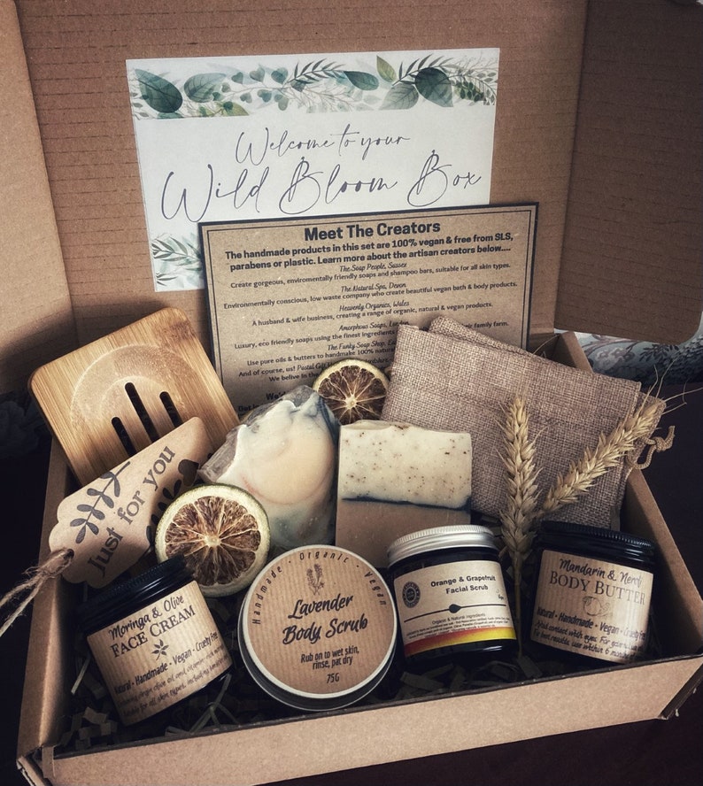 Handmade Vegan Gift Set. Luxury Shower & Body Hamper. Vegan - Etsy