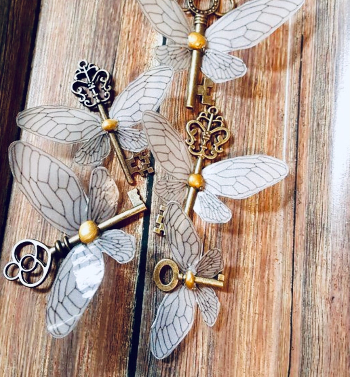 12 Magical Flying Keys with wings Etsy