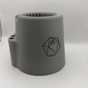 DND Miniatures Painting Pot (with brush holders)