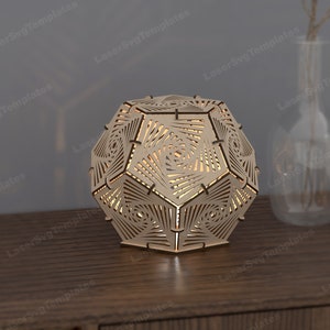 Wycinana laserowo dwunastościanowa lampka nocna svg szablon Glowforge dekoracyjna dwunastościanowa lampka nocna plik svg Drewniana nowoczesna latarnia dxf wektor