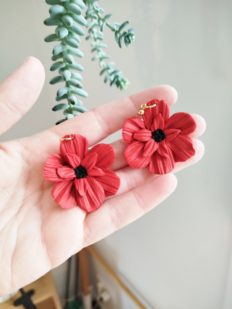 Boucles d'oreilles fleurs faites main image 4