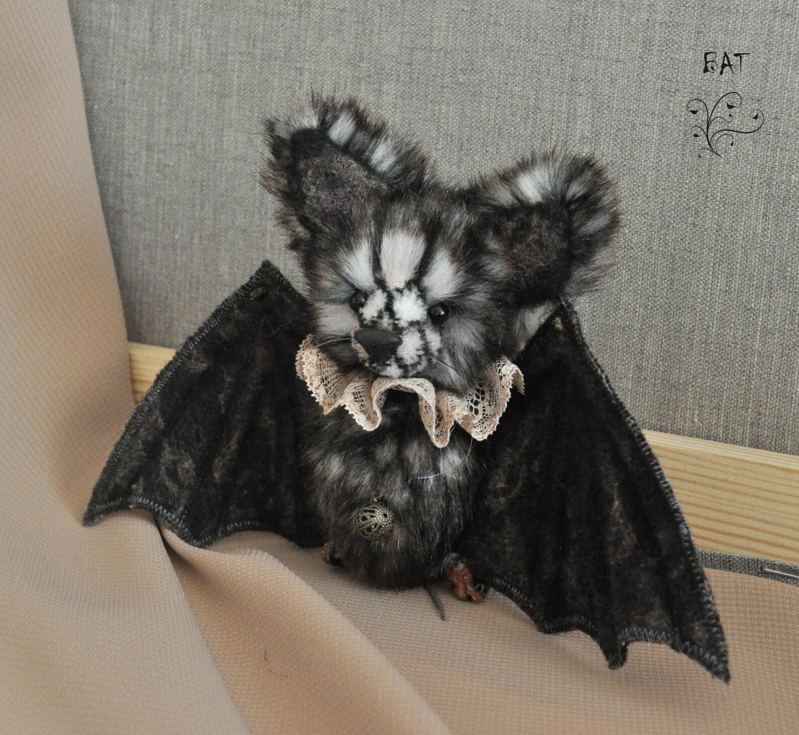 Handmade Plush Bat Toy: Poseable Halloween Decor by Ratberry - Etsy