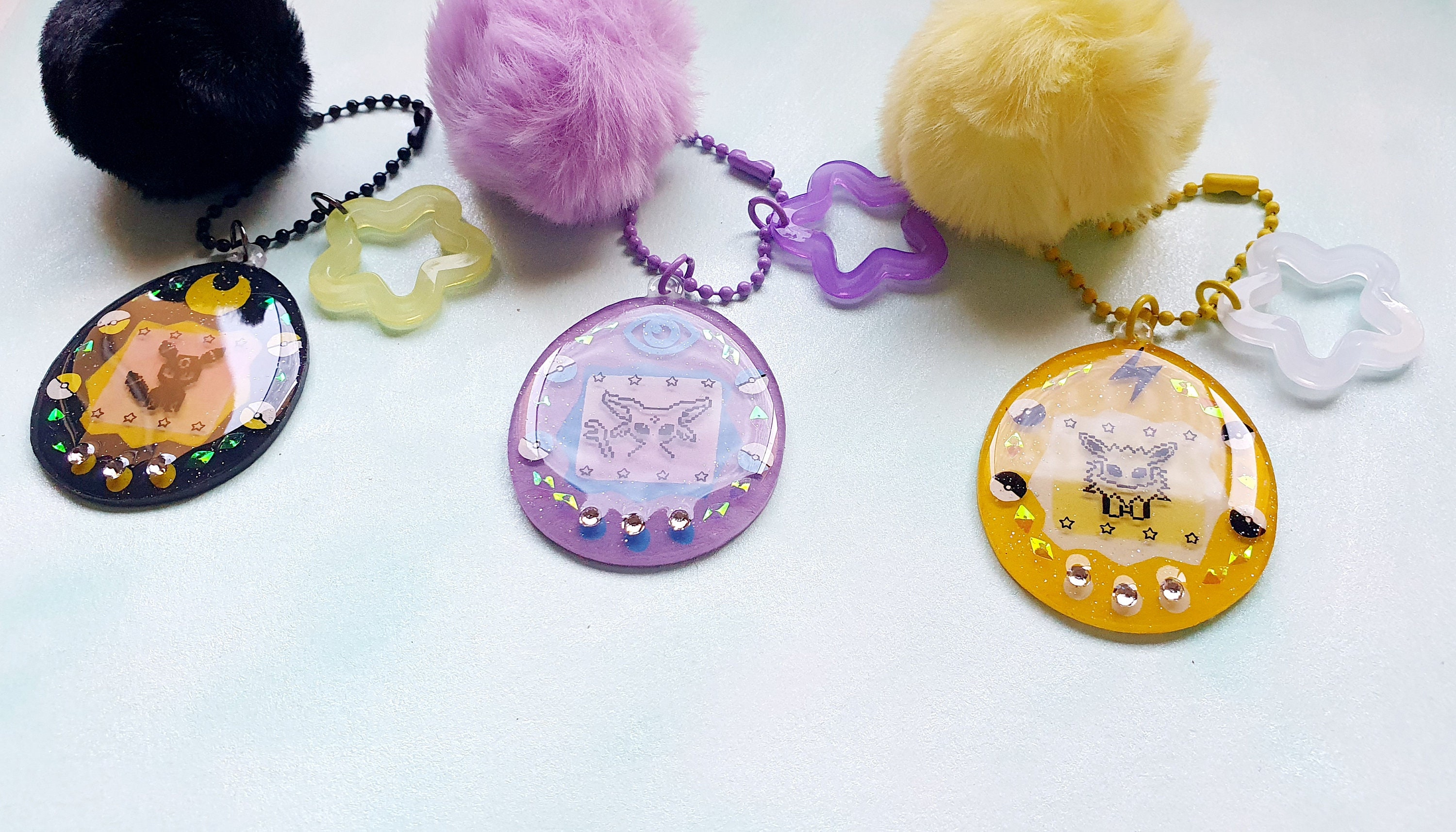 Pokémon Eeveelutions Tamagotchi Keychains Umbreon, Espeon, Jolteon - Etsy