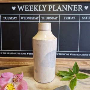 Vintage stoneware Bottle off white ironstone vase display flower pot antique kitchen Decor wedding bud candle holder ink wedding old pot