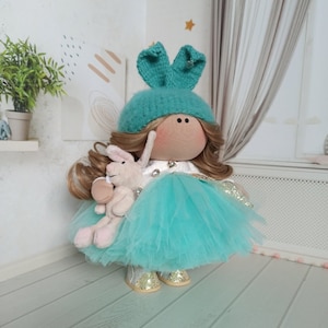 Handgemaakte pop Lappenpoppen gepersonaliseerd cadeau kleur groen Stof tilda Interieur kinderkamer decor kamer