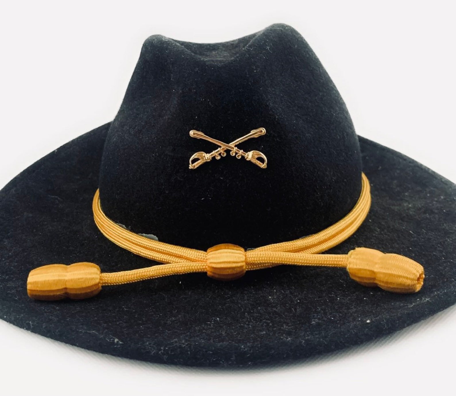 US Army Gold Cavalry Crossed Sabers Military Hat Lapel Pin Etsy