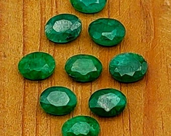 AAA geverfd smaragdkristal - ovale gefacetteerde edelstenen (6 x 8 mm)