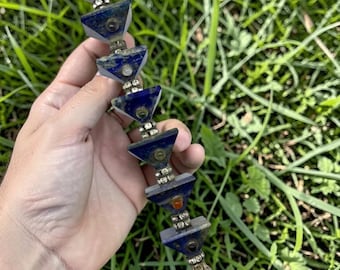 Lapis lazuli-piramide-energiestaf – bergkristalpunt, chakrahealingtool