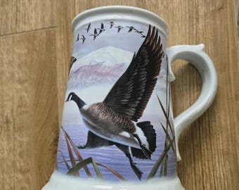 LIMITED EDITION "The Canada Goose" Vintage Porcelain Collectible Franklin Mint Stein