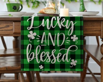 Aflyko St Patrick's Day Table Runner Clover Leaves Yellow Green Green Party Holiday Kitchen Dining Table Setting Seasonal Traditional Spring Festive Home Decor 13 × 90
