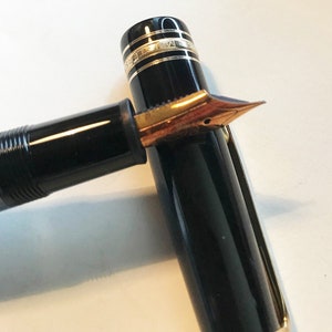Montblanc caricamento a stantuffo Meisterstück 146, nero, pennino in oro 14k M, 1980, come nuovo!! Offerta speciale!!!