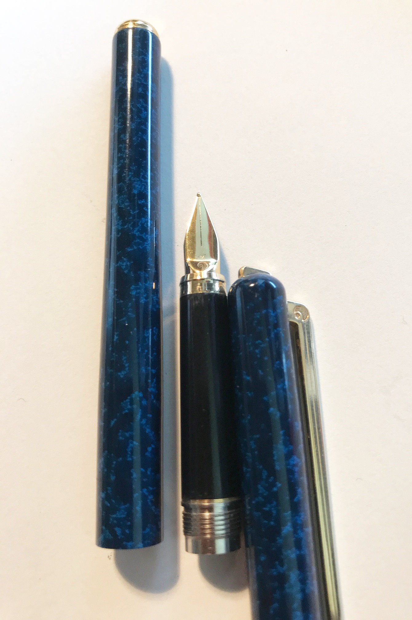 elysee エリーゼ ペン先14K 585 GERMANY ゴールド EF Elysee Fountain Pen 14K/585 Gold Nib Blue-marbled Unused/mint L87
