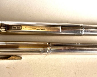 Bolígrafo Dunhill de plata de ley 925 con guilloche a rayas, 1970
