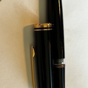 Montblanc caricamento a pistone 256 nero 1a variante, 1950, condizioni: ottime! Raro pennino KOB! Offerta speciale!!!