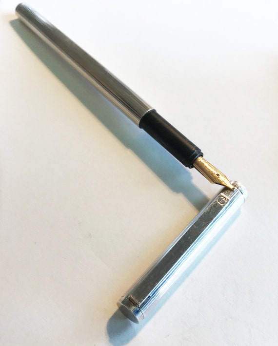 ダンヒル万年筆 14K ゴールドペン先 B、シルバー、希少展示品 1990年