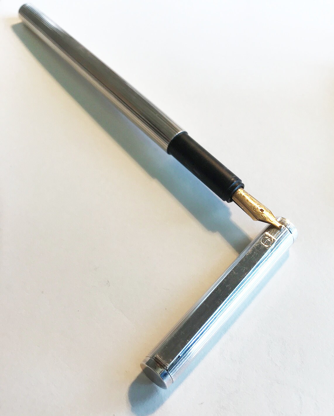 ダンヒル ペン先 14K 万年筆 ダンヒル万年筆 14K ゴールドペン先 B、シルバー、希少展示品 1990年