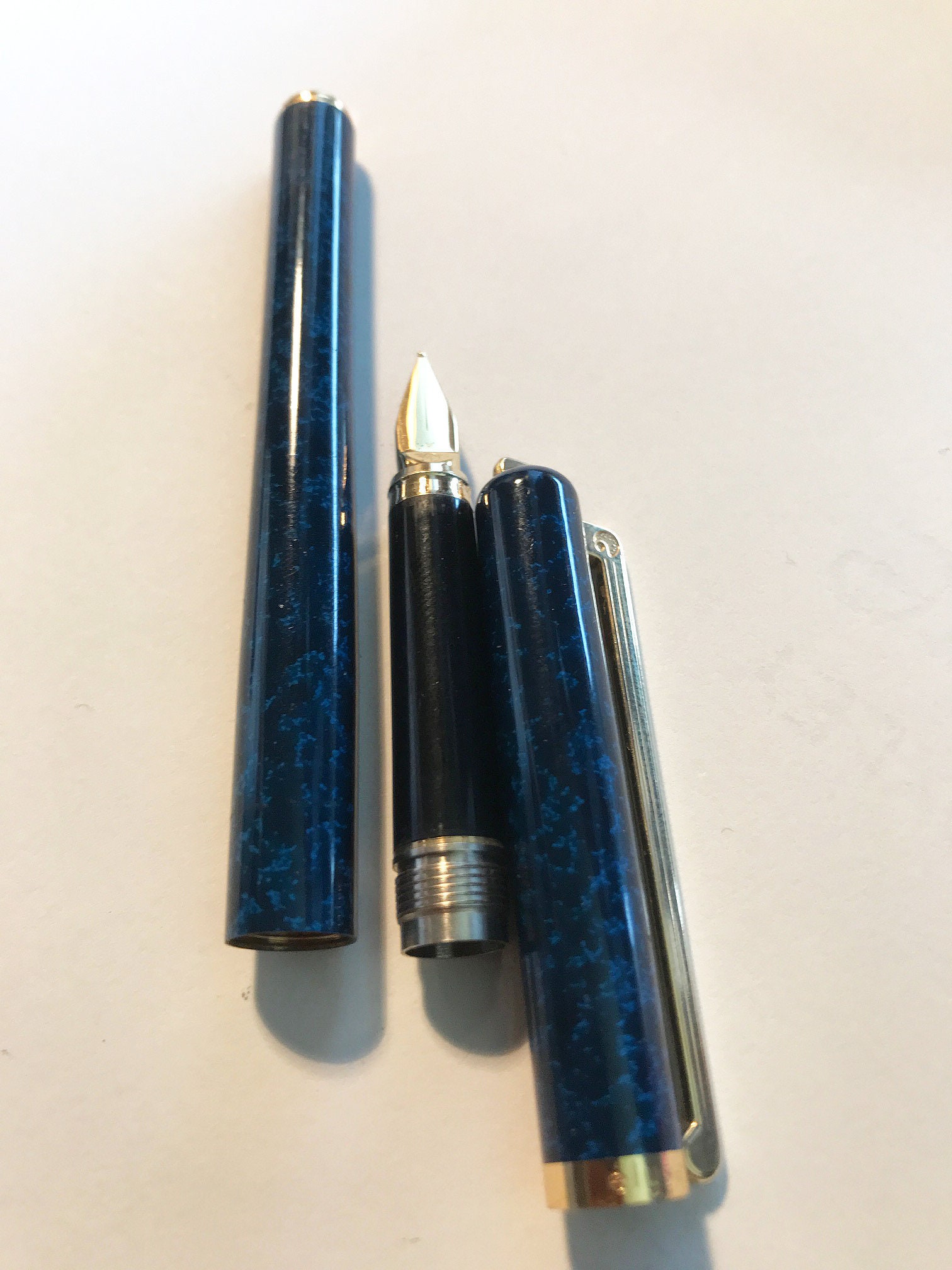 elysee エリーゼ ペン先14K 585 GERMANY ゴールド EF Elysee Fountain Pen 14K/585 Gold Nib Blue-marbled Unused/mint L87