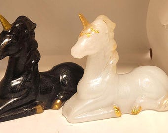 Unicorn Statuette, Magical Room Decor (4x5")