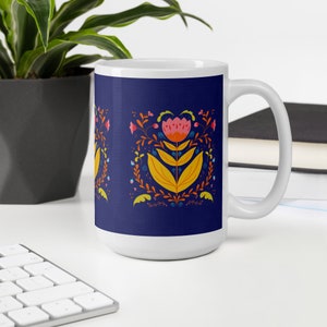 Folk Tulip White glossy mug