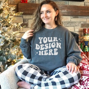 Comfort Colors Sweatshirt Mockup, Pepper Christmas Mockup, Pepper 1566 Sweatshirt Model Mockup, Oversized Comfort Colors Pepper Mock up