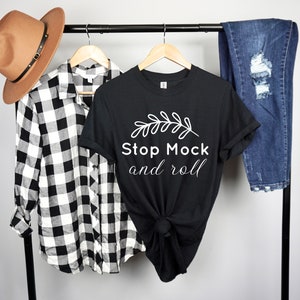 Gildan 64000 Mockup Black, Black Gildan 64000 Model Mock up, Unisex Black 64000 Softstyle T-Shirt Mock, Fall Mock Ups, Gildan Mockup, 64000