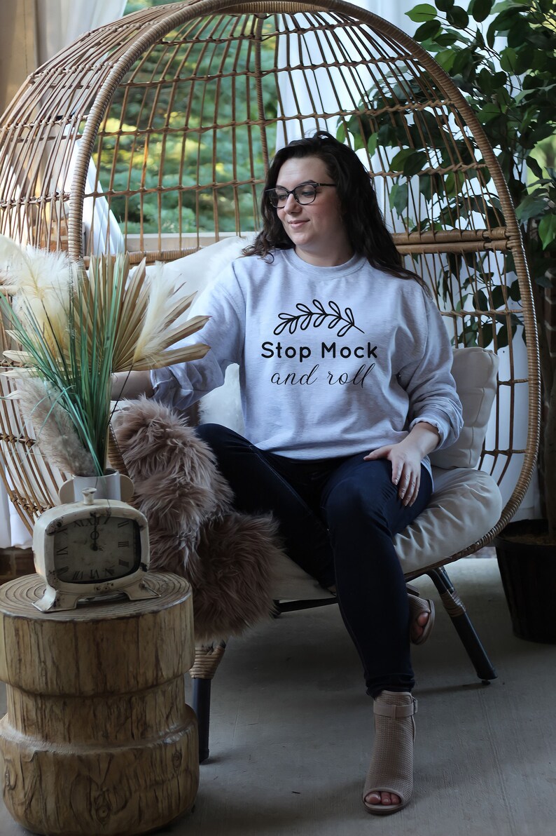 gildan ash sweatshirt