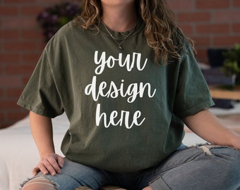 Comfort Colors C1717 Mockup Moss, Comfort Colors Moss Mockup, extra groot Comfort Colors Mockup C1717 Moss, Comfort Colors Model Mockup