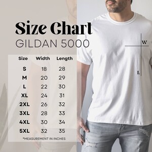 Peut inclure: Tableau des tailles pour les t-shirts Gildan 5000, indiquant les mesures de largeur et de longueur en pouces pour les tailles S &agrave; 5XL.