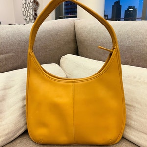 Vintage Coach Ergo 9025 in Yellow - Etsy Australia