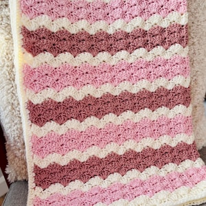 Easy Shell Stitch Baby Blanket Pattern: Waves of Shells Design (PDF Tutorial)