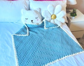 ハンドメイド ベビーブランケット アフガン 簡単なかぎ針編みベビーブランケットのパターン フィレ編みアフガン
