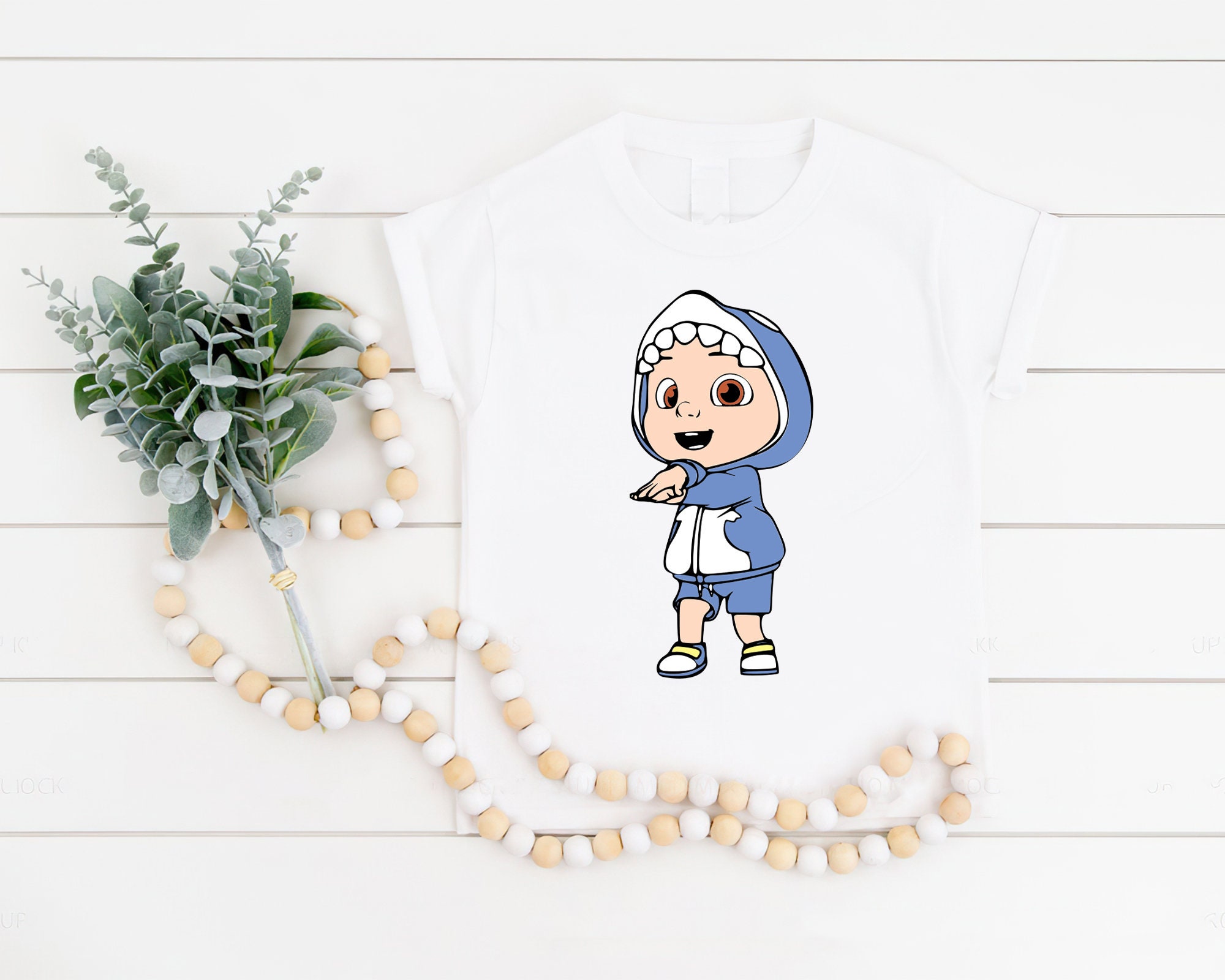 Download Cocomelon JJ Kleinkind mit Baby Shark Pullover Svg | Etsy