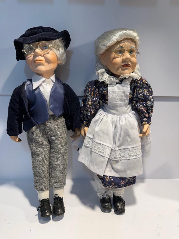 Granny Sweet Seller Doll お菓子売り人形　アンティーク Ashley Belle Grandma Grandpa Dolls Bisque Porcelain Vintage With