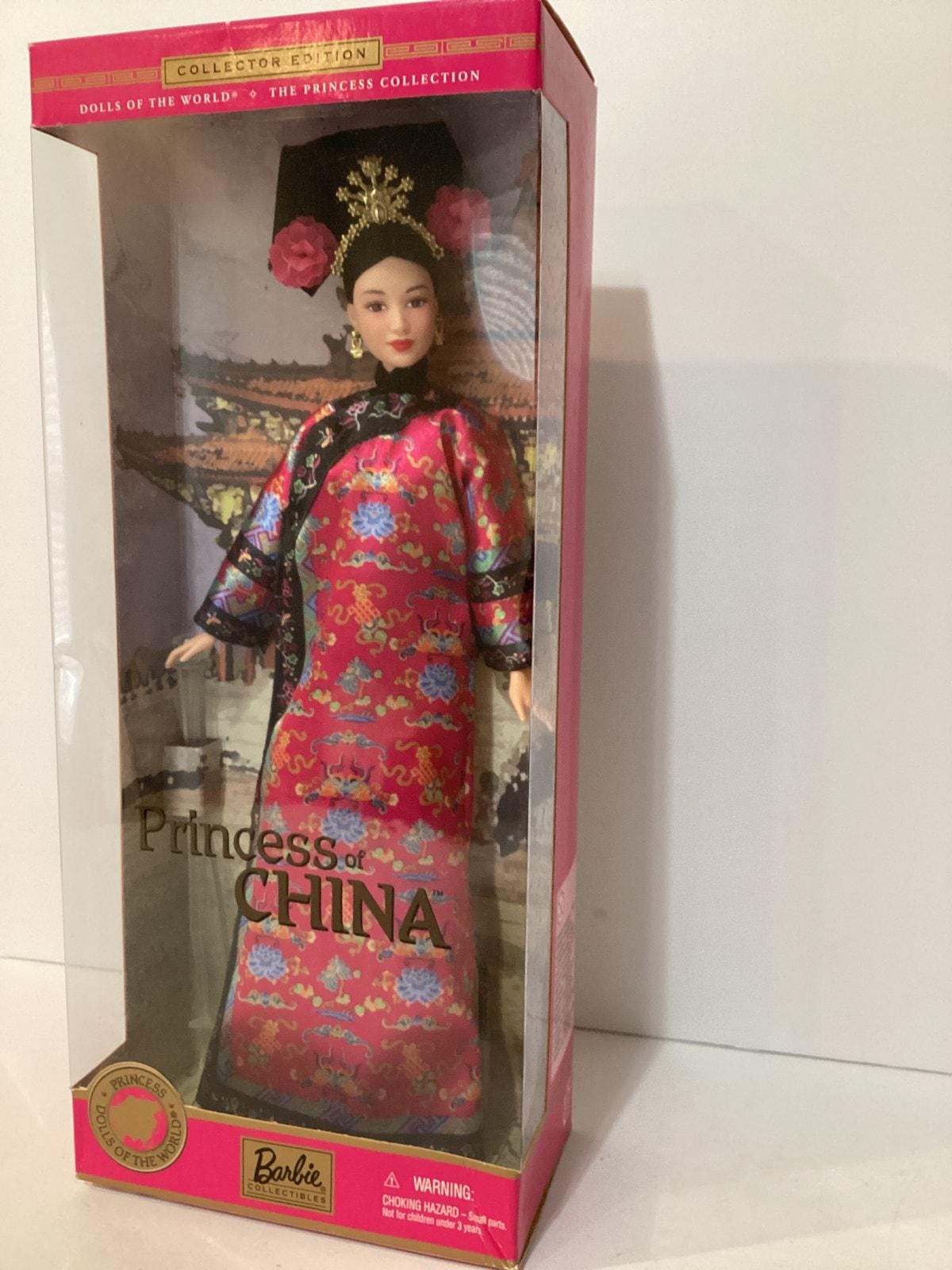 PARISIAN BARBIE FIRST edition Doll Of The World collection Mattel NRFB