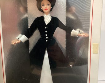 ROMANTIC INTERLUDE BARBIE- Mattel 1996 Classique Barbie Collector