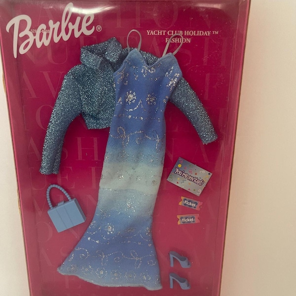 Barbie Fashion Avenue 25701 Vintage Metro Yacht Club Holiday 2001
