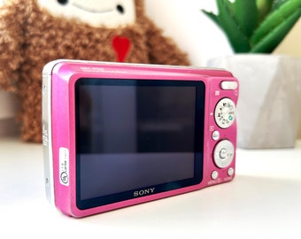 Pink Sony Cybershot DSC-W220 12.1MP Digital Camera With Pink Sony Cybershot DSC-W220 12.1MP Digital Camera With