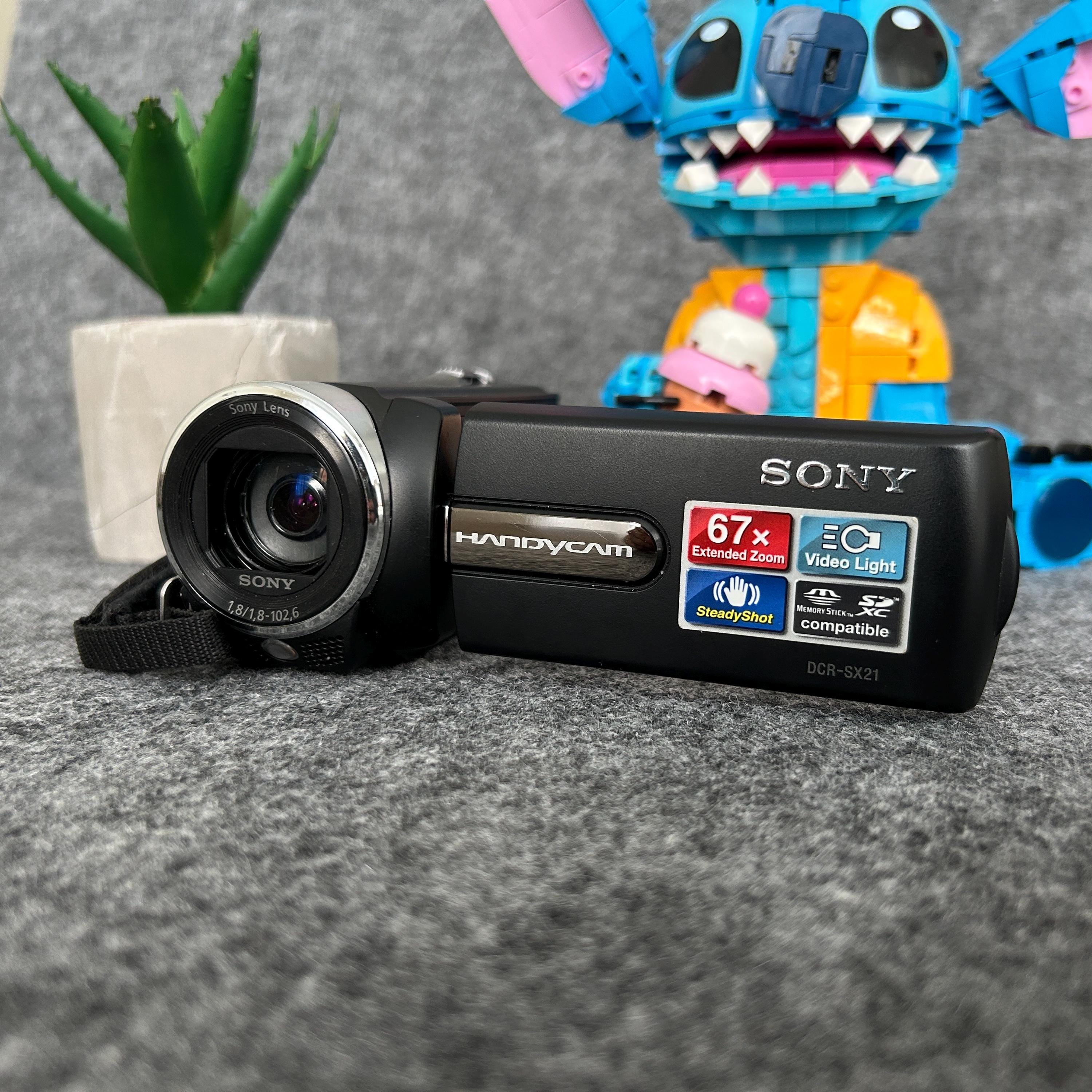 Sony Handycam DCR-SX21 Black Digital Video Camera/ Sony Handycam
