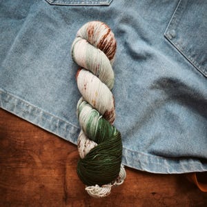 SUBNIVEAN| The Tapestry of Trees January Colorway| Ready to Ship| Hand Dyed Yarn| Variegated Speckled Yarn| Natural Sock