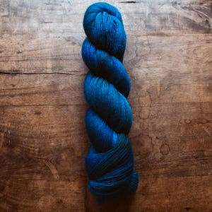 LAZULI| Serendipity Skein| Hand Dyed Yarn| Semi-Solid Yarn| Organic Singles