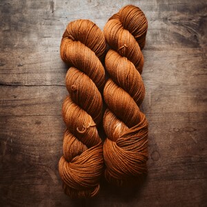 GLOW| Serendipity Skein| Hand Dyed Yarn| Semi-Solid Yarn| Classic Sport