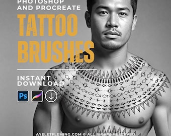 Peut inclure: Photographie en noir et blanc d'un homme avec un tatouage sur la poitrine. Le tatouage est un motif géométrique avec un design tribal. Le texte "PHOTOSHOP AND PROCREATE TATTOO BRUSHES INSTANT DOWNLOAD" est en haut de l'image.