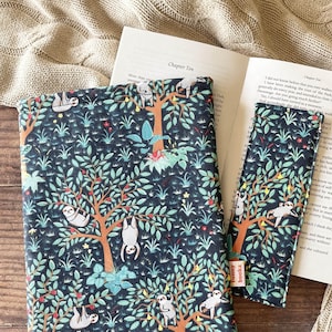 Handmade book sleeve, kindle sleeve, padded booksleeve
